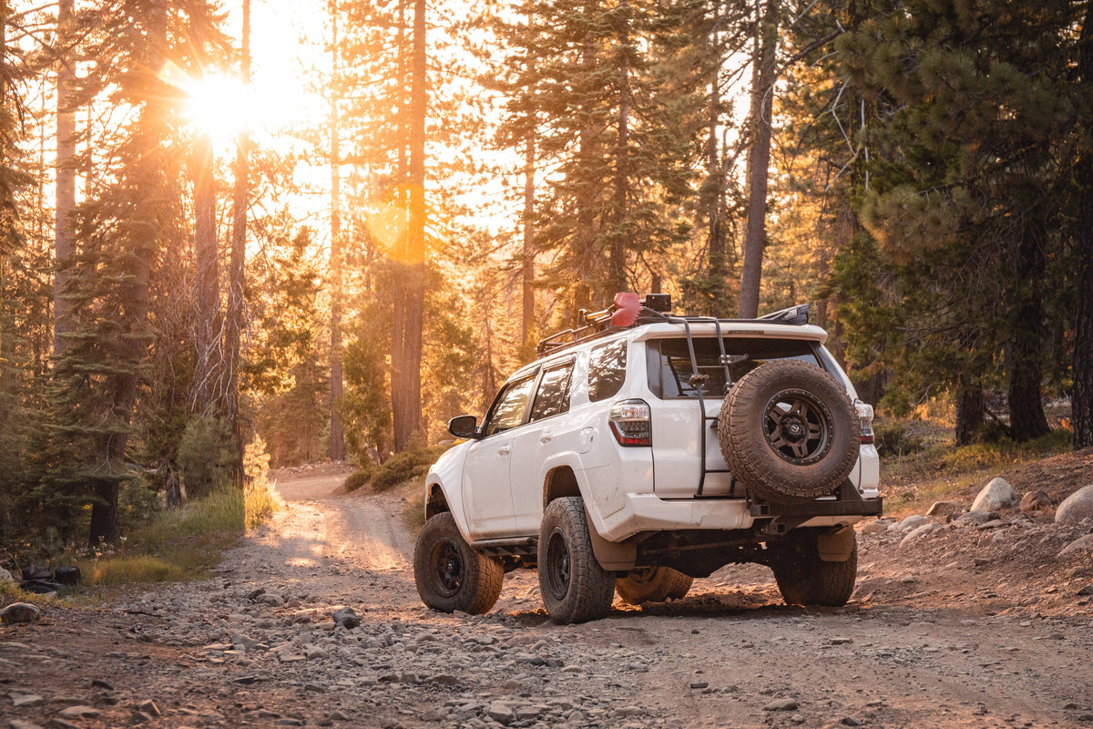 UltraSwing™ 4th/5th Gen 4Runner Spare Tire Hitch Mount | RiGd Supply